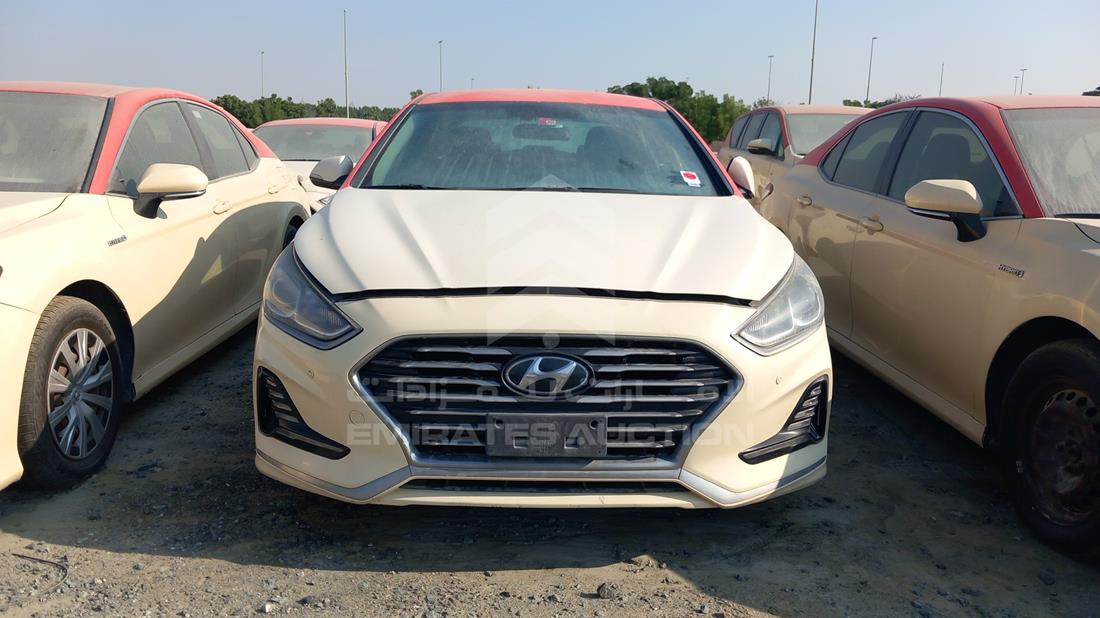 Photo 2 VIN: KMHE24130JA081900 - HYUNDAI SONATA 