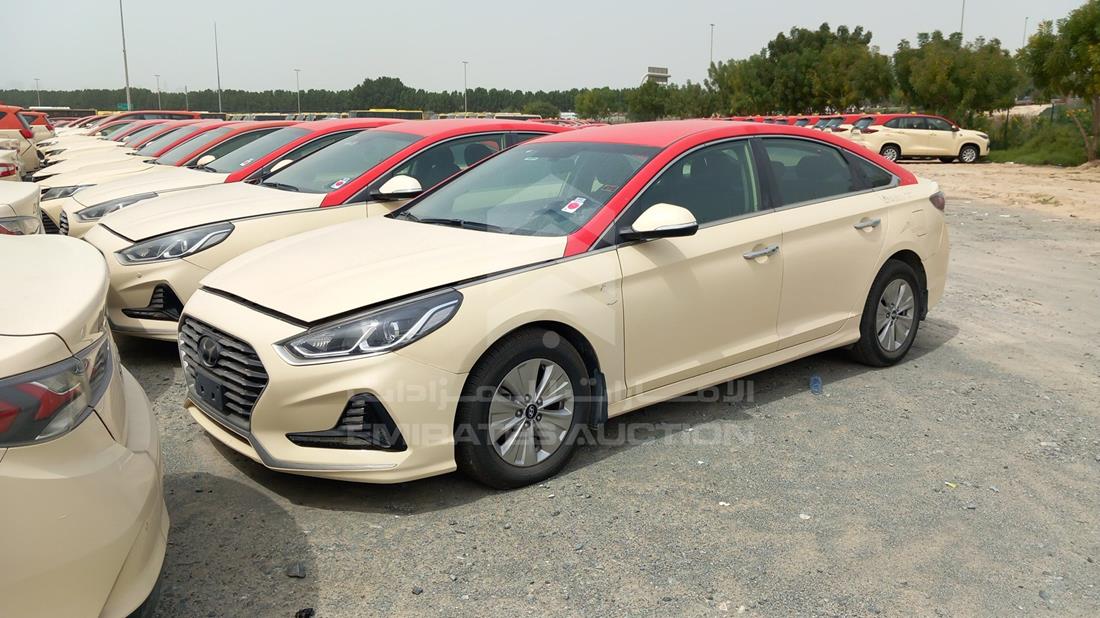 Photo 3 VIN: KMHE24130JA082013 - HYUNDAI SONATA 