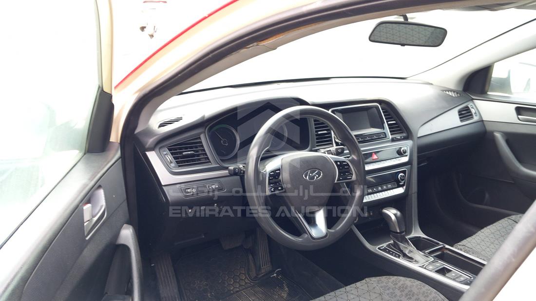 Photo 10 VIN: KMHE24136JA082016 - HYUNDAI SONATA 