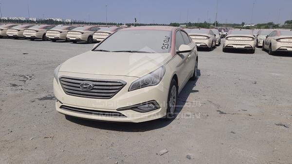 Photo 3 VIN: KMHE241G2HA347835 - HYUNDAI SONATA 