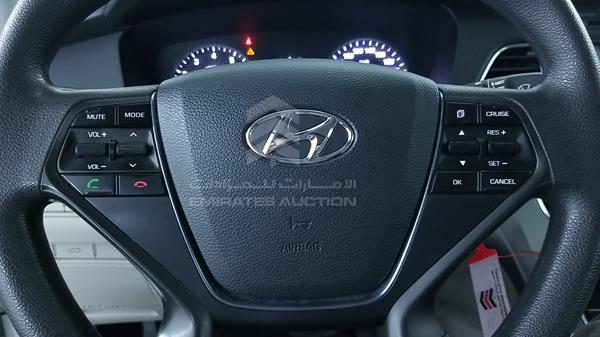 Photo 12 VIN: KMHE241G3FA094716 - HYUNDAI SONATA 