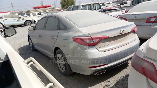 Photo 4 VIN: KMHE241G4FA050269 - HYUNDAI SONATA 