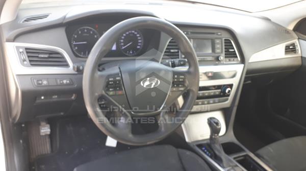 Photo 16 VIN: KMHE241G7GA124222 - HYUNDAI SONATA 