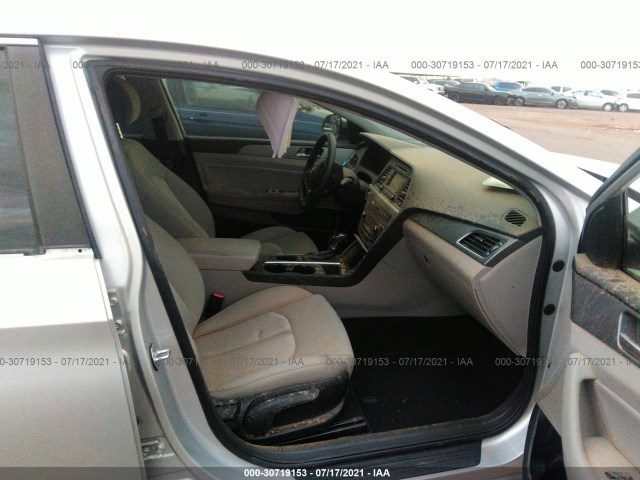 Photo 4 VIN: KMHE24L10GA041580 - HYUNDAI SONATA HYBRID 