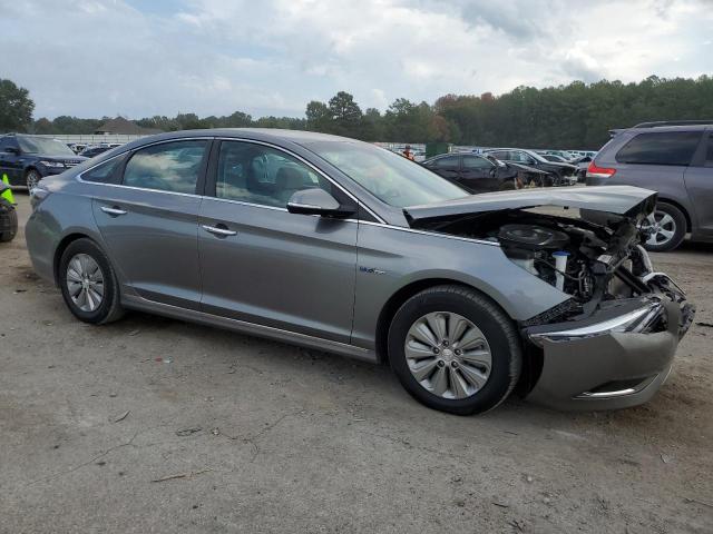 Photo 3 VIN: KMHE24L10HA057912 - HYUNDAI SONATA 