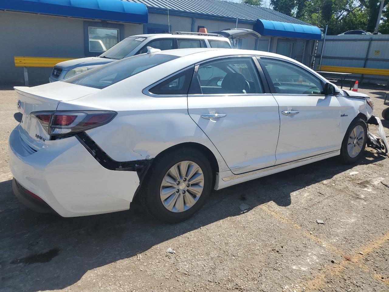 Photo 2 VIN: KMHE24L11GA013190 - HYUNDAI SONATA 