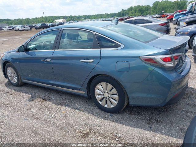 Photo 2 VIN: KMHE24L11GA036002 - HYUNDAI SONATA HYBRID 