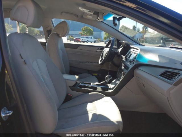 Photo 4 VIN: KMHE24L11GA040244 - HYUNDAI SONATA HYBRID 