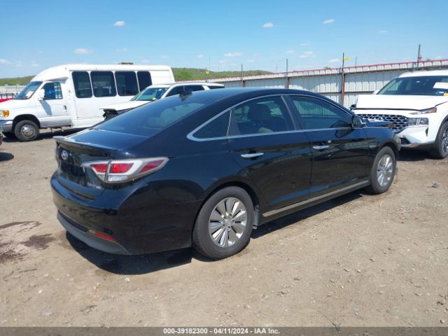 Photo 3 VIN: KMHE24L11HA057983 - HYUNDAI SONATA HYBRID 