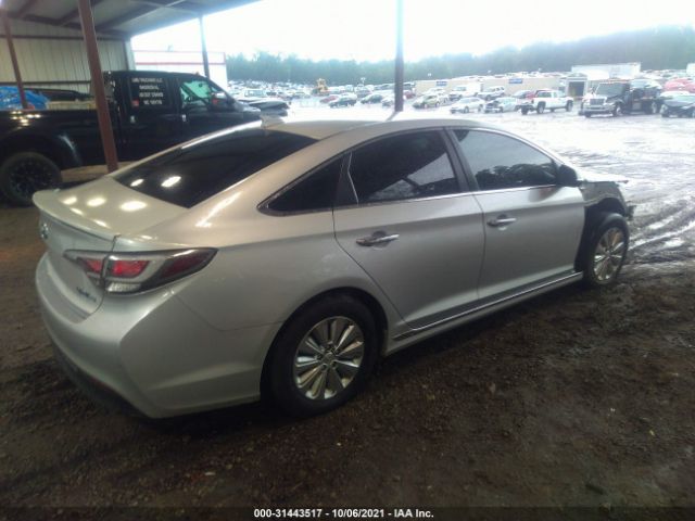 Photo 3 VIN: KMHE24L12GA022996 - HYUNDAI SONATA 