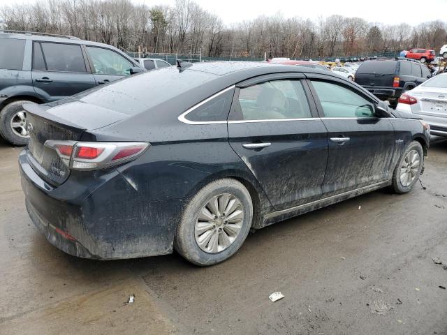 Photo 2 VIN: KMHE24L13GA013305 - HYUNDAI SONATA 