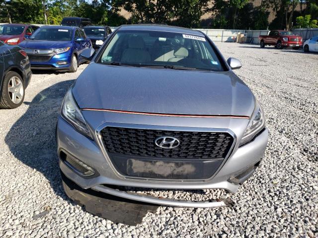 Photo 4 VIN: KMHE24L13GA015894 - HYUNDAI SONATA 