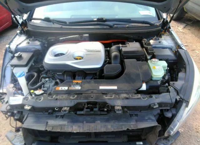 Photo 9 VIN: KMHE24L13GA026023 - HYUNDAI SONATA 