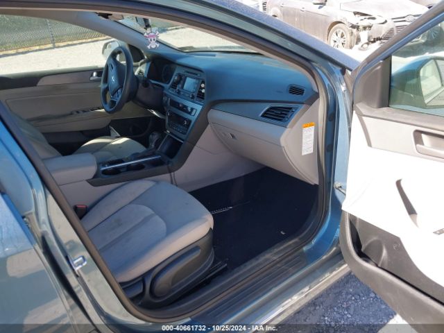 Photo 4 VIN: KMHE24L15GA015427 - HYUNDAI SONATA 