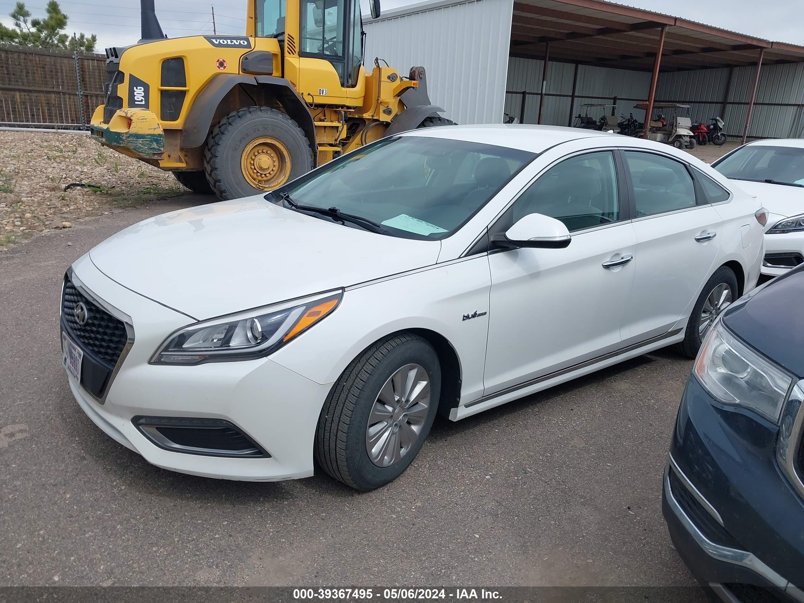 Photo 1 VIN: KMHE24L16GA033032 - HYUNDAI SONATA 