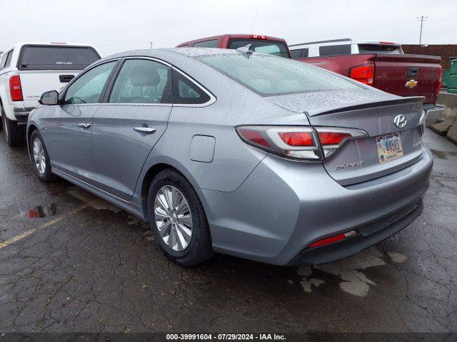 Photo 2 VIN: KMHE24L16GA037503 - HYUNDAI SONATA 