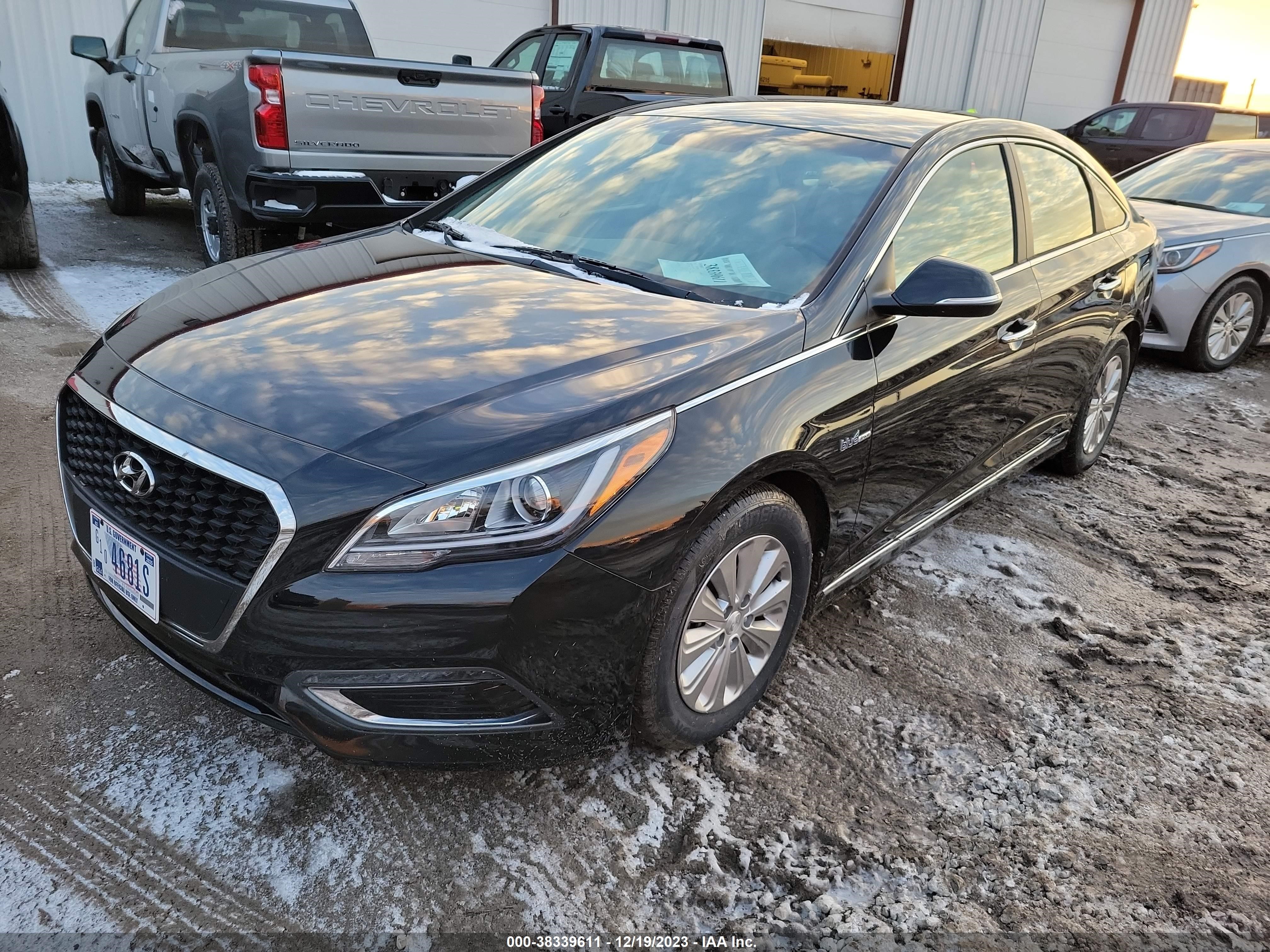 Photo 1 VIN: KMHE24L16HA046381 - HYUNDAI SONATA 