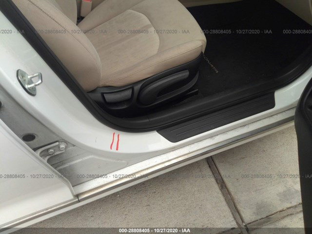 Photo 5 VIN: KMHE24L17GA009242 - HYUNDAI SONATA HYBRID 