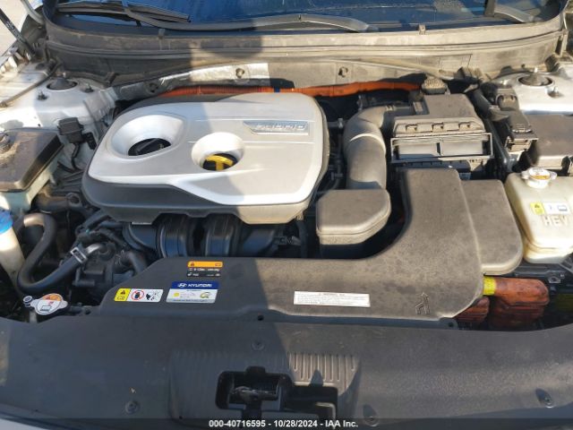 Photo 9 VIN: KMHE24L18GA014000 - HYUNDAI SONATA 