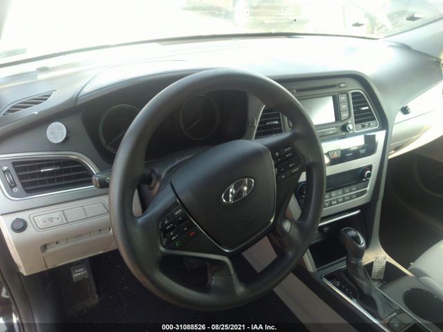 Photo 6 VIN: KMHE24L18GA030164 - HYUNDAI SONATA HYBRID 