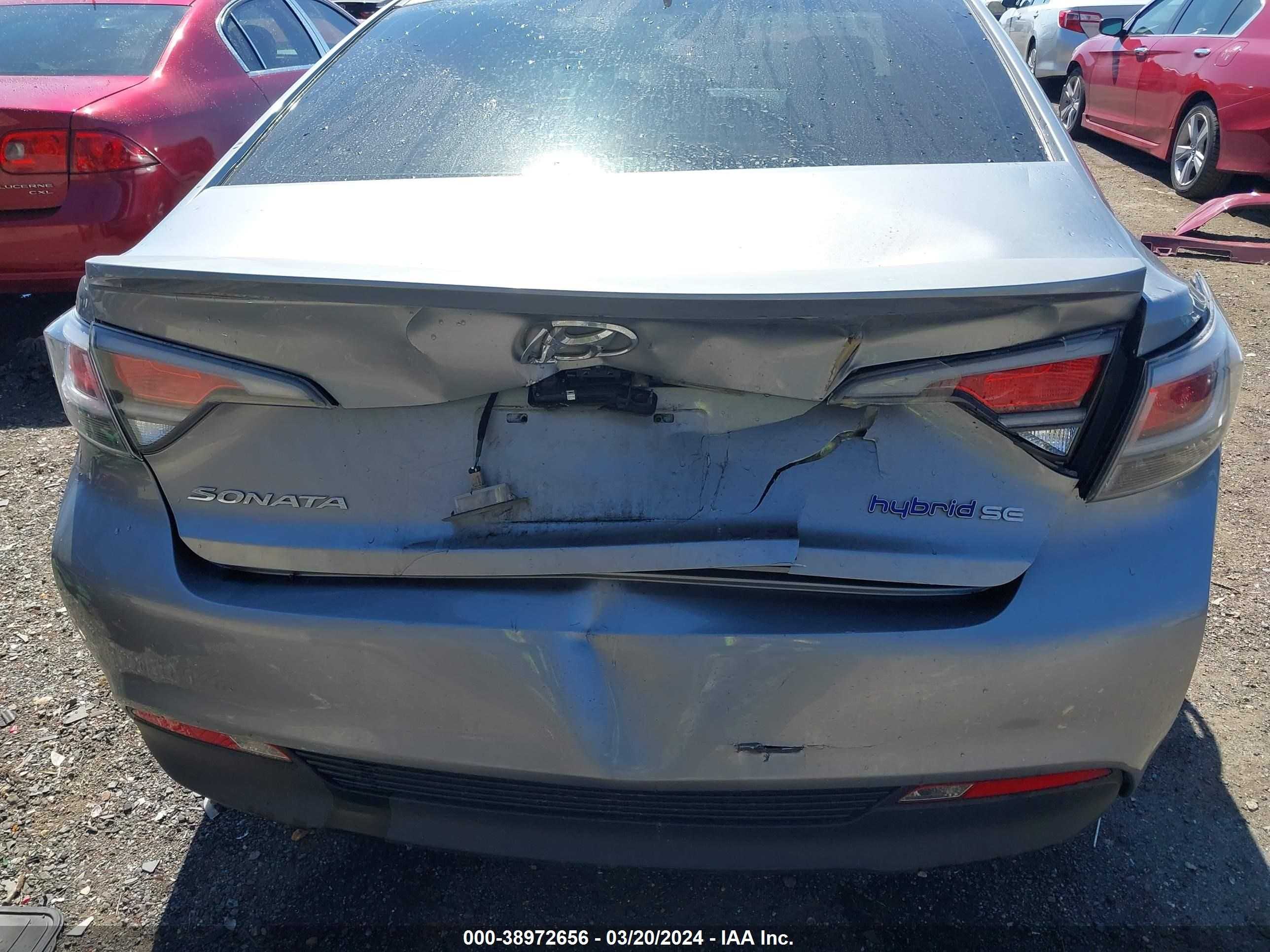 Photo 5 VIN: KMHE24L18GA042153 - HYUNDAI SONATA 