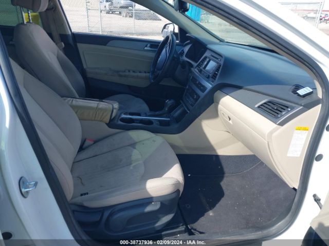 Photo 4 VIN: KMHE24L19GA011834 - HYUNDAI SONATA HYBRID 