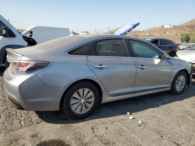 Photo 2 VIN: KMHE24L19GA041755 - HYUNDAI SONATA 