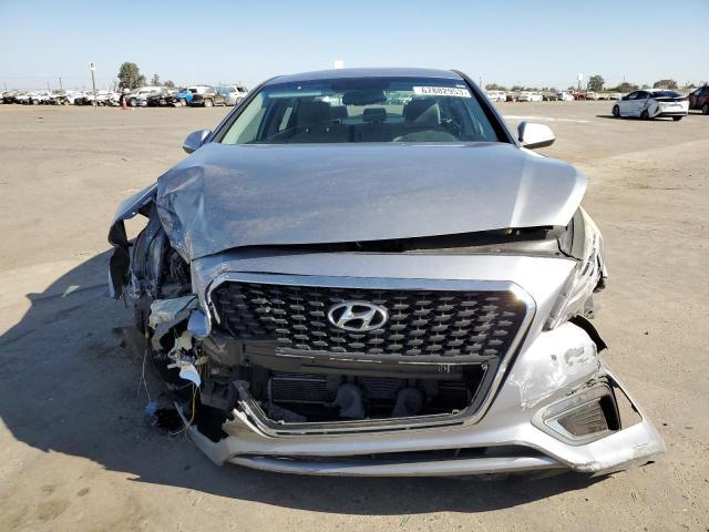 Photo 4 VIN: KMHE24L1XGA013950 - HYUNDAI SONATA 