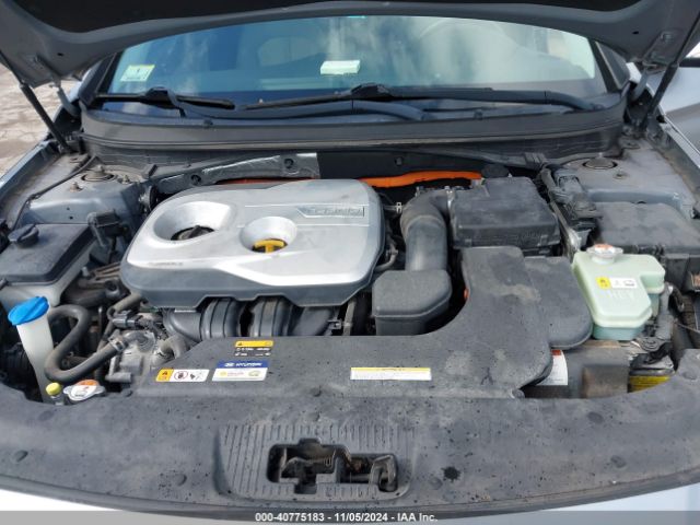 Photo 9 VIN: KMHE24L1XGA037388 - HYUNDAI SONATA 