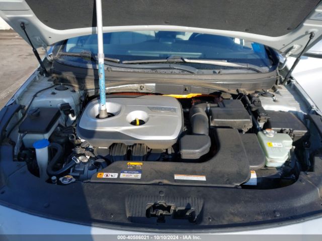 Photo 9 VIN: KMHE24L30HA061301 - HYUNDAI SONATA 