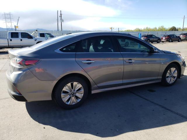 Photo 2 VIN: KMHE24L30JA079593 - HYUNDAI SONATA 