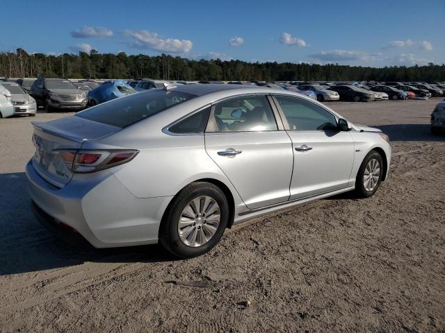 Photo 2 VIN: KMHE24L31HA063140 - HYUNDAI SONATA HYB 