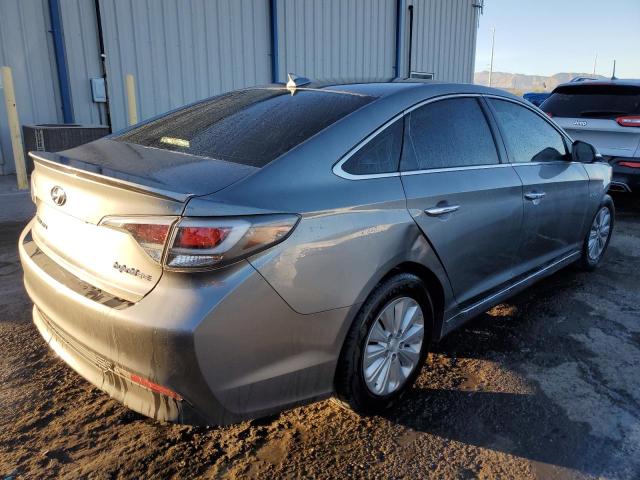 Photo 2 VIN: KMHE24L31HA066832 - HYUNDAI SONATA 