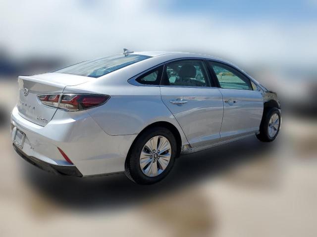 Photo 2 VIN: KMHE24L34KA093918 - HYUNDAI SONATA 