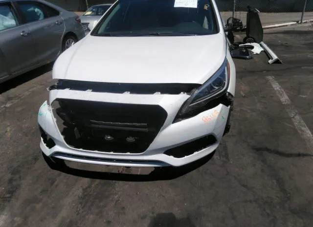 Photo 5 VIN: KMHE24L35HA062296 - HYUNDAI SONATA 