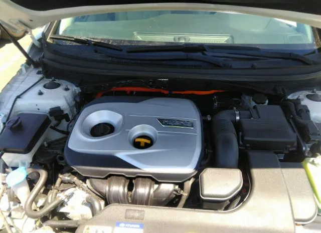 Photo 9 VIN: KMHE24L35HA062296 - HYUNDAI SONATA 