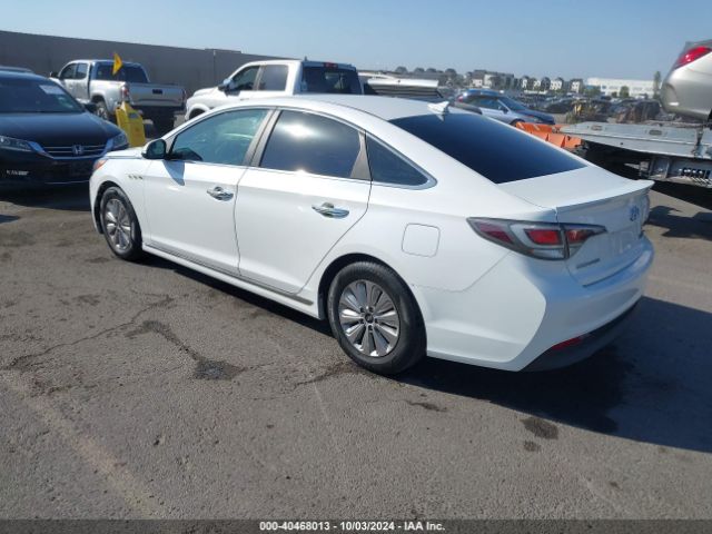 Photo 2 VIN: KMHE24L35HA062296 - HYUNDAI SONATA 