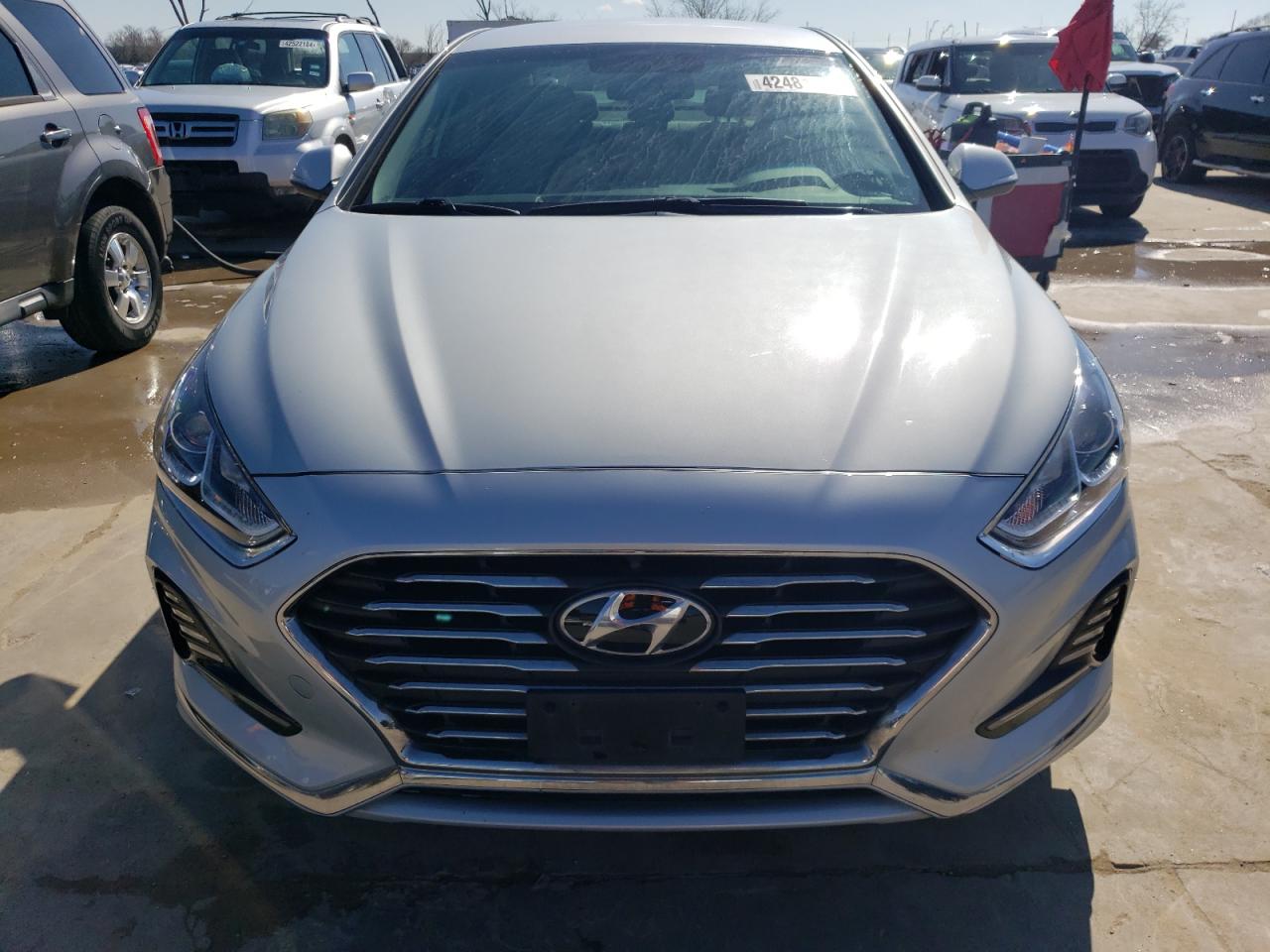 Photo 4 VIN: KMHE24L35JA082506 - HYUNDAI SONATA 