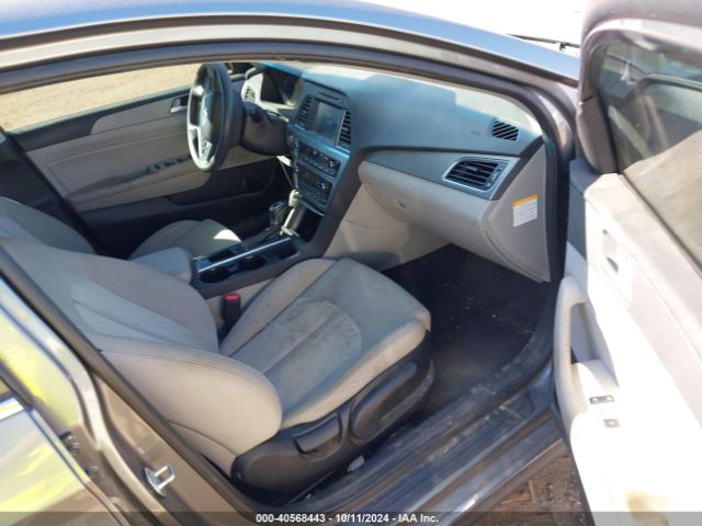 Photo 4 VIN: KMHE24L36HA072397 - HYUNDAI SONATA 