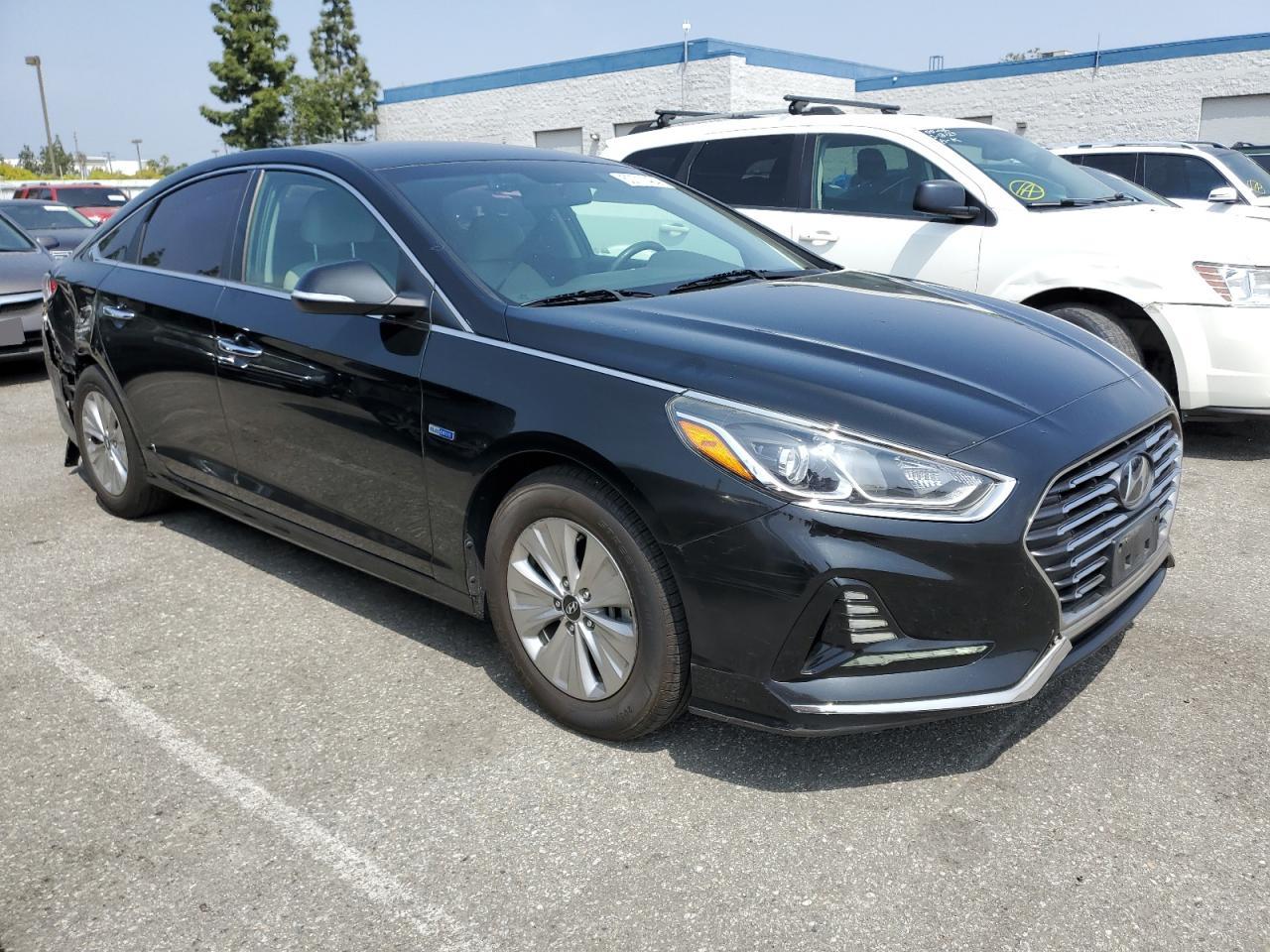 Photo 3 VIN: KMHE24L38JA081043 - HYUNDAI SONATA 