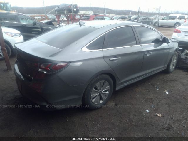 Photo 3 VIN: KMHE24L3XJA083375 - HYUNDAI SONATA HYBRID 