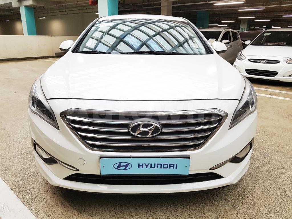 Photo 2 VIN: KMHE341DBFA009191 - HYUNDAI SONATA 