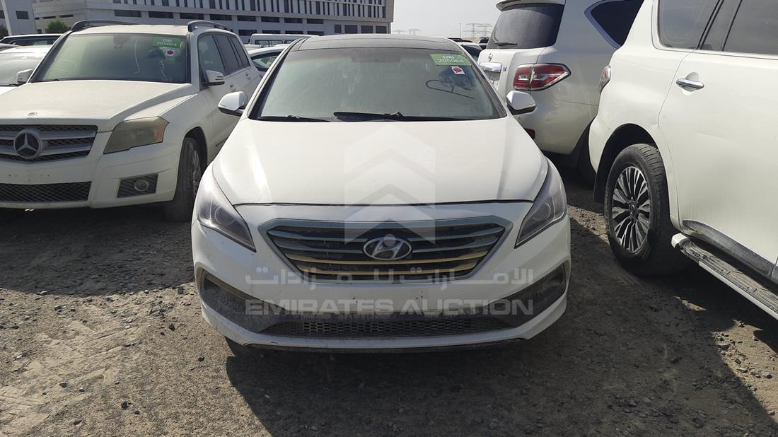 Photo 1 VIN: KMHE341G8GA209275 - HYUNDAI SONATA 