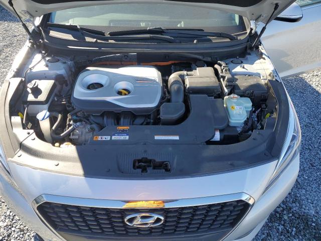 Photo 10 VIN: KMHE34L10GA031905 - HYUNDAI SONATA 