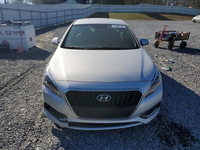 Photo 4 VIN: KMHE34L10GA031905 - HYUNDAI SONATA 