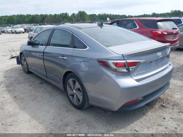 Photo 2 VIN: KMHE34L11GA021867 - HYUNDAI SONATA 