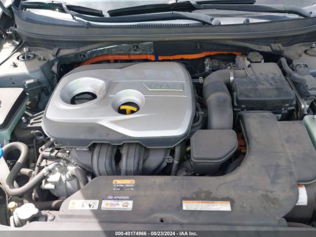 Photo 9 VIN: KMHE34L11GA021867 - HYUNDAI SONATA 