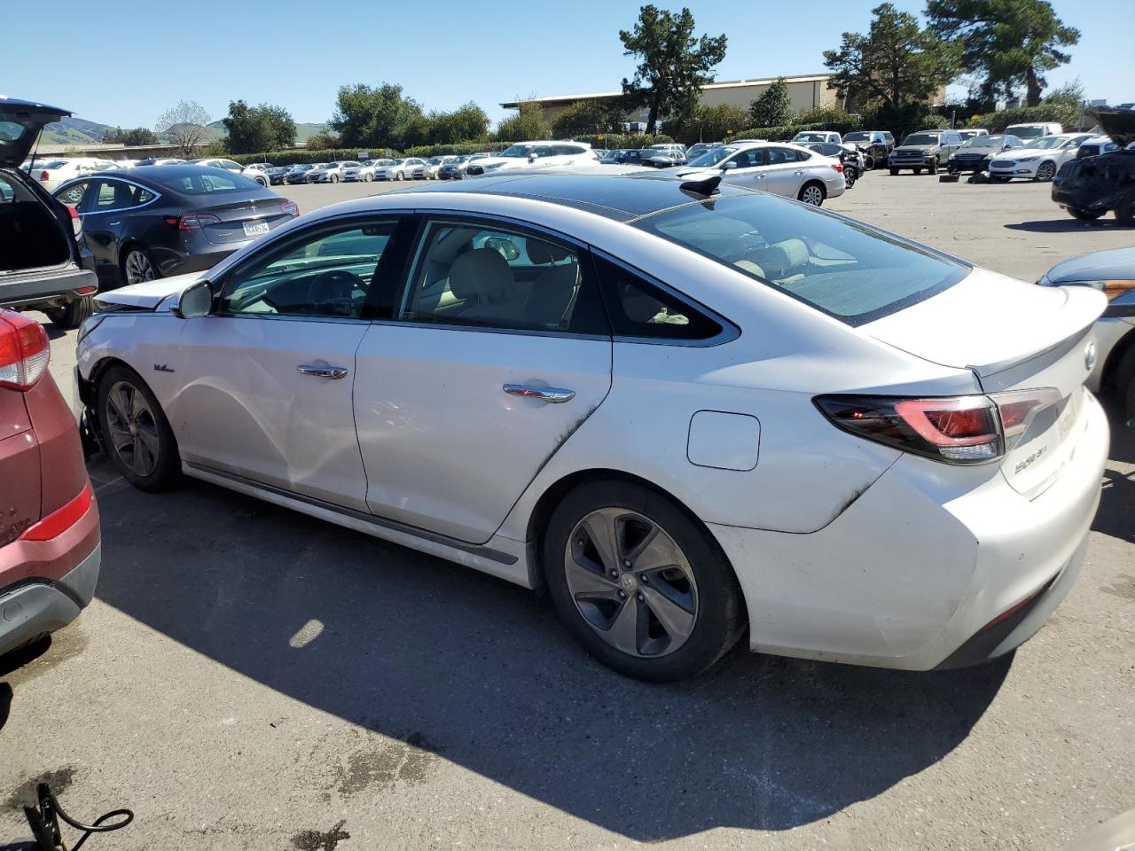 Photo 1 VIN: KMHE34L11GA028642 - HYUNDAI SONATA 