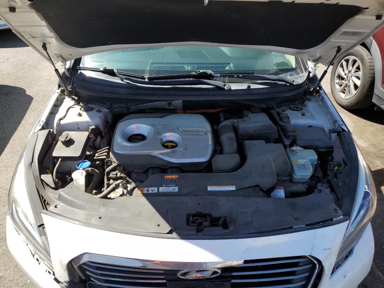 Photo 10 VIN: KMHE34L11GA028642 - HYUNDAI SONATA 