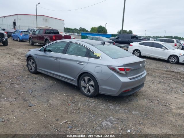 Photo 2 VIN: KMHE34L11HA043840 - HYUNDAI SONATA 